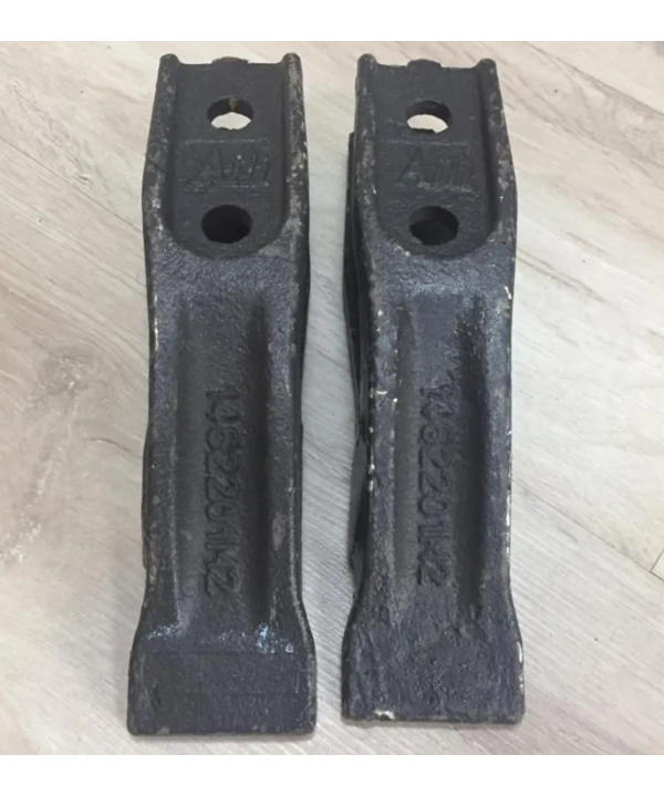 Зуб ковша Terex 820/860/970 1462201M2