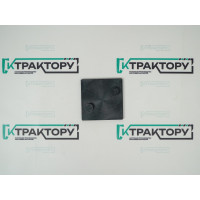Направляющая аутригера TEREX 820 / 860 / 970 Черная (квадрат) 3521199M3 (1шт)