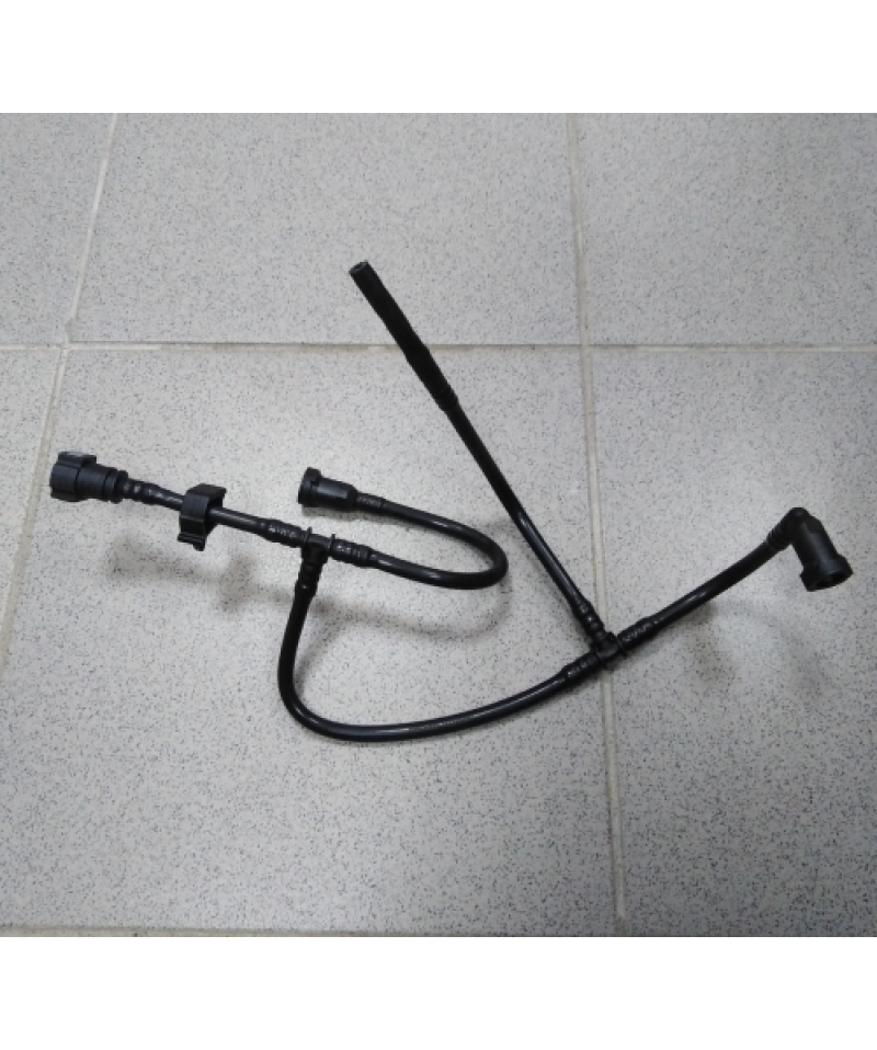 Трубка топливная PERKINS 2646F002 Трубка топливная PERKINS 2646F002